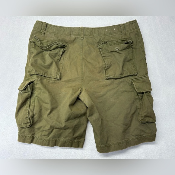 Foot Locker Cargo Shorts Men’s Sz 40 Army Green 12” Inseam Y2K Outdoor Retro - Picture 6 of 8